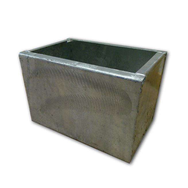 MI/00004 10 Gallon Galvanised Header Tank with Lid